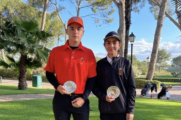 Adrián Cano Luna Isabella